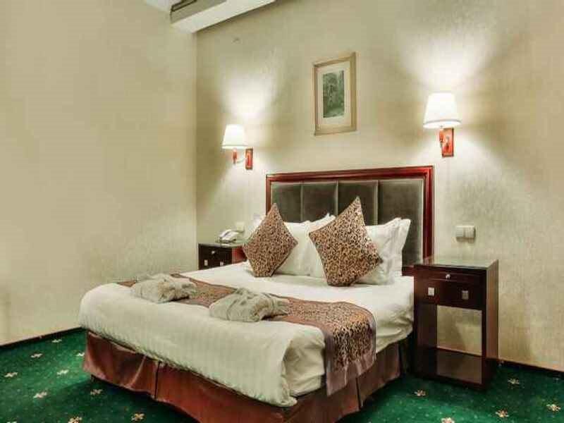 Goldman Empire Hotel Astana Buitenkant foto